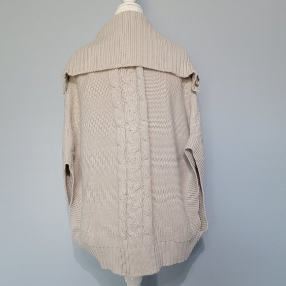 NWT BCBGMaxAzria Slouchy Sweater - Picture 3 of 9